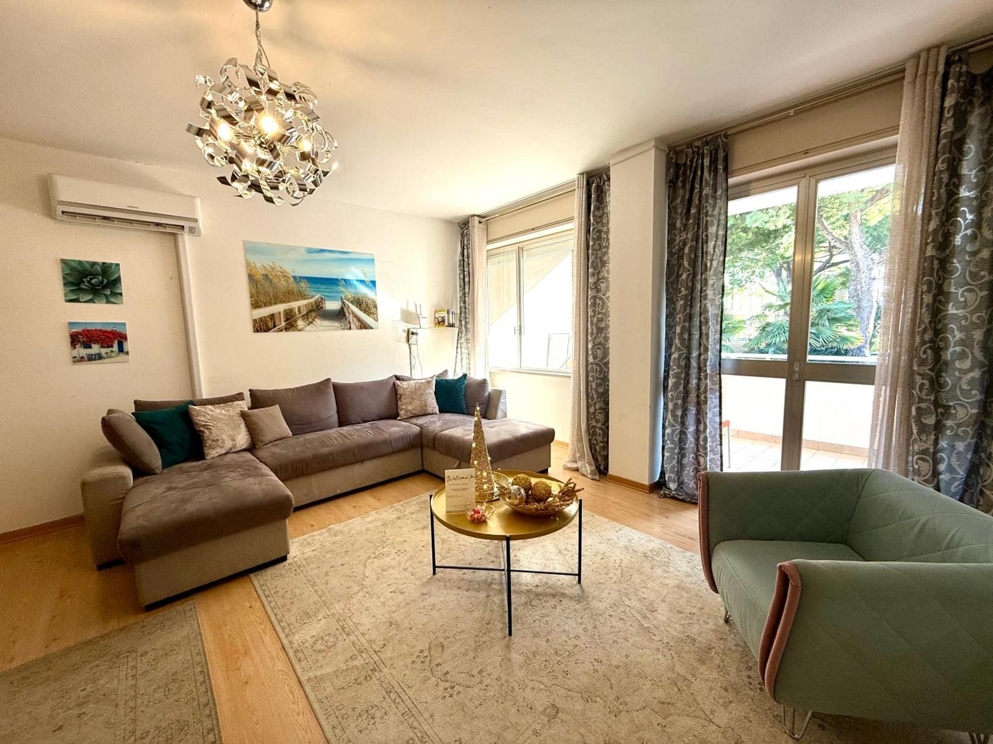 Apartament Sabbiadoro Center Lignano Sabbiadoro Esterno foto