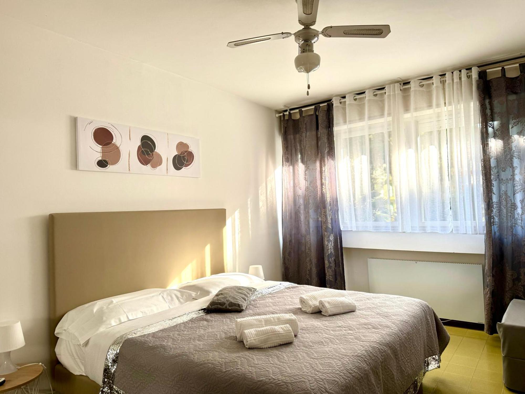 Apartament Sabbiadoro Center Lignano Sabbiadoro Esterno foto